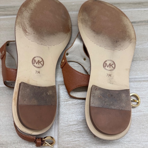 Michael Kors sandals - Picture 2 of 2